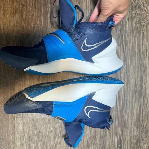 Nike Future Court 3 "Midnight Navy/Blue/Metallic Silver" Basketball Shoes size 6 - Picture 12 of 17